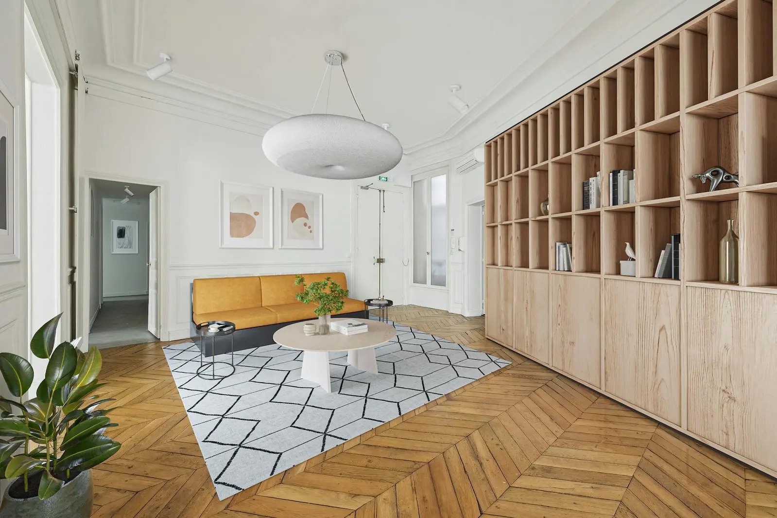 8 Avenue Franklin D. Roosevelt, Paris for lease Interior Photo- Image 1 of 3