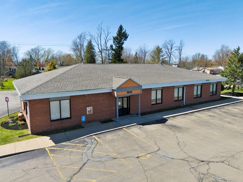 6840 Erie Rd, Derby, NY for lease - Primary Photo - Image 1 of 15