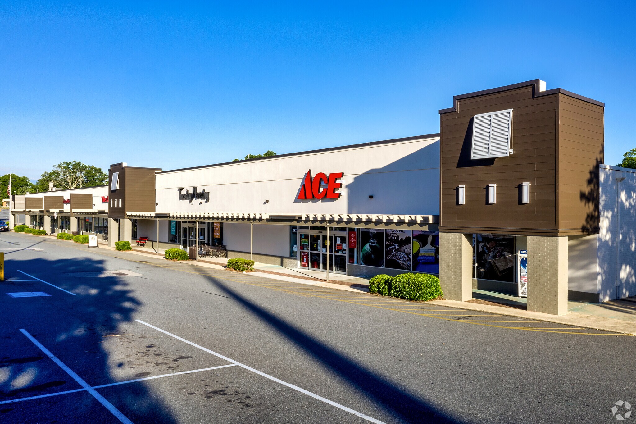 725 Cherry Rd, Rock Hill, SC à louer Photo du bâtiment- Image 1 de 22