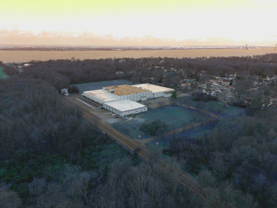 88 Industrial Park Rd, Pennsville, NJ à louer Photo du bâtiment- Image 1 de 2