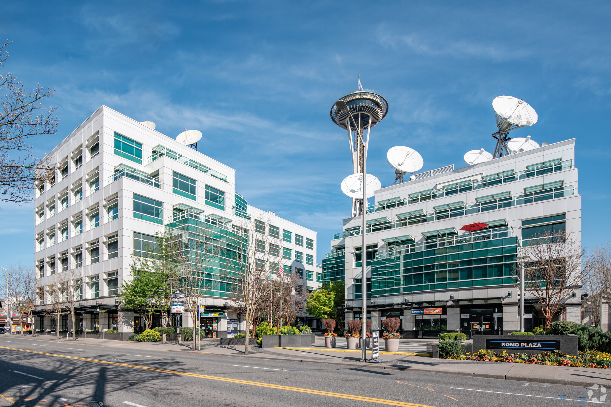 140 4th Ave N, Seattle, WA à louer Photo principale- Image 1 de 3