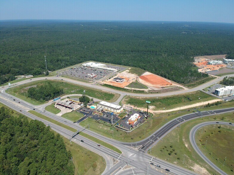 I-65 And Hwy 158, Saraland, AL à vendre - Photo du bâtiment - Image 1 de 2
