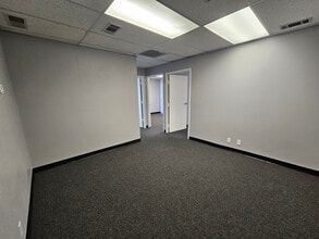 105 N Rose St, Escondido, CA for lease Interior Photo- Image 2 of 12