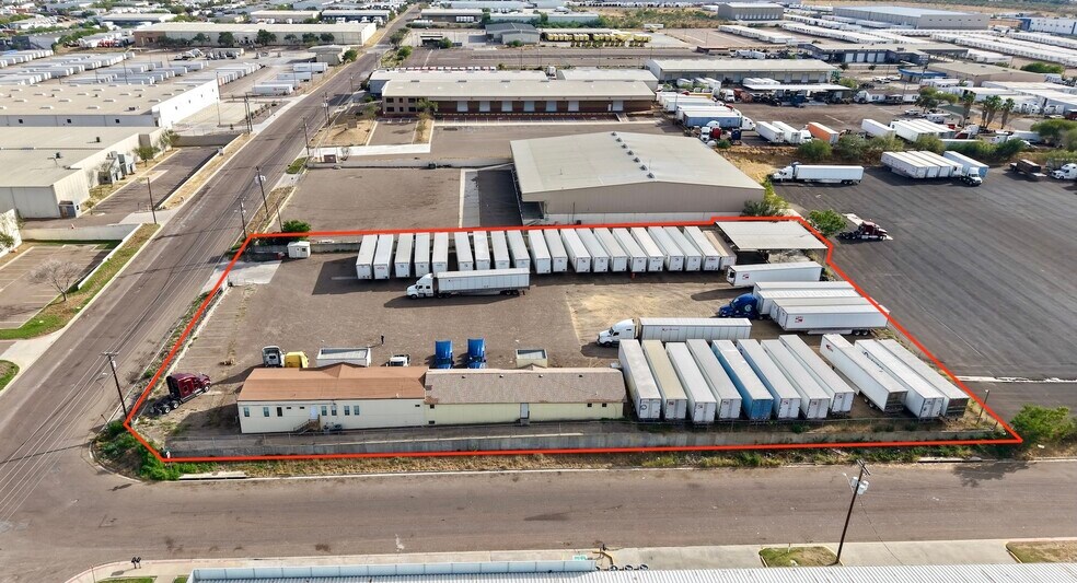 14710 Atlanta Dr, Laredo, TX à louer - Photo du bâtiment - Image 2 de 4
