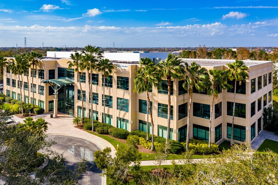380 Park Place Blvd, Clearwater, FL à louer - Photo du bâtiment - Image 2 de 9
