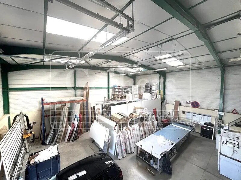 Flex in Gémenos for lease Interior Photo- Image 1 of 5