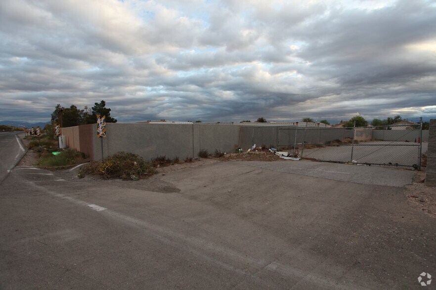 7860 S Decatur Blvd, Las Vegas, NV à vendre - Photo du bâtiment - Image 1 de 26