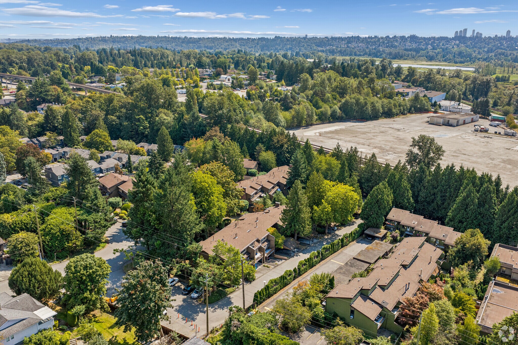 2620-2698 Moorcroft Crt, Burnaby, BC à vendre Autre- Image 1 de 4