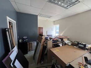 322 Amherst St, Nashua, NH for lease Interior Photo- Image 1 of 6