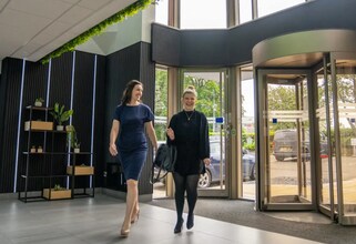 Winterton Way, Macclesfield for lease Interior Photo- Image 1 of 6