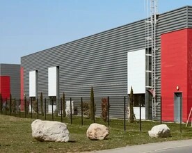 Flex in Saint-Priest for lease Building Photo- Image 2 of 3