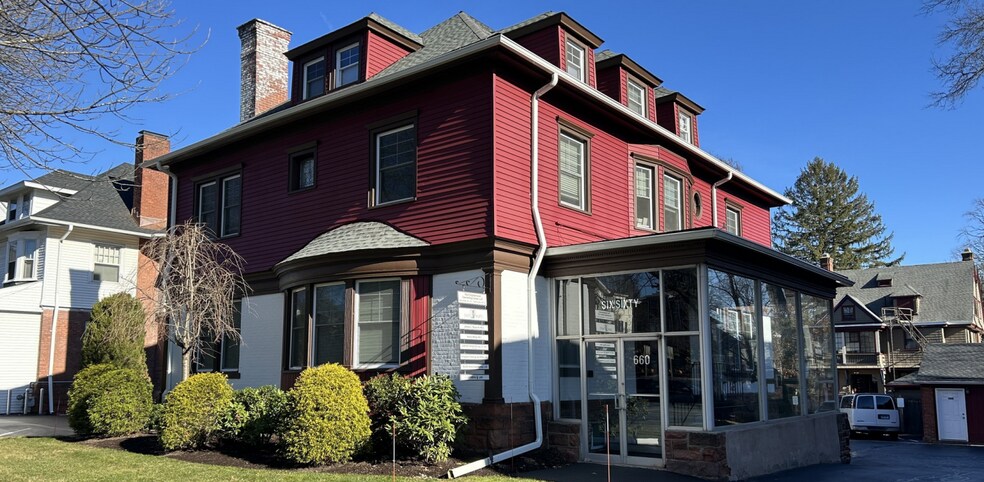 660 Prospect Ave, Hartford, CT à louer - Photo du bâtiment - Image 1 de 7