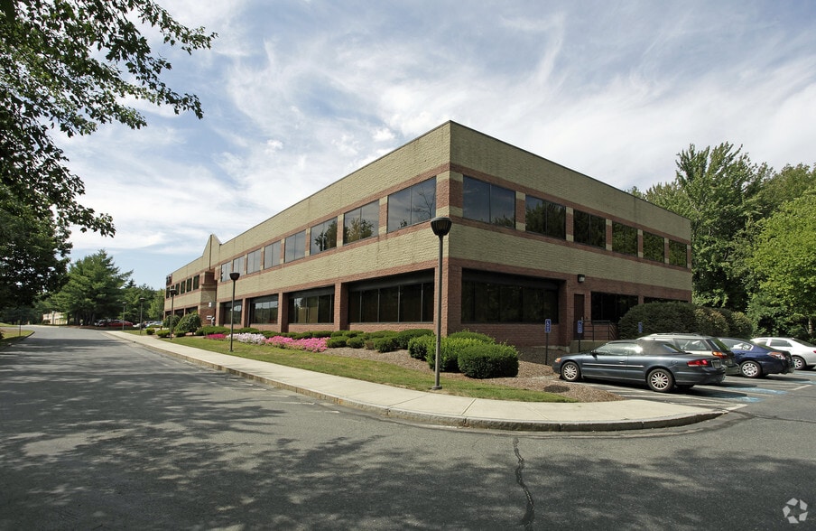 333 Turnpike Rd, Southborough, MA for lease - Building Photo - Image 3 of 15