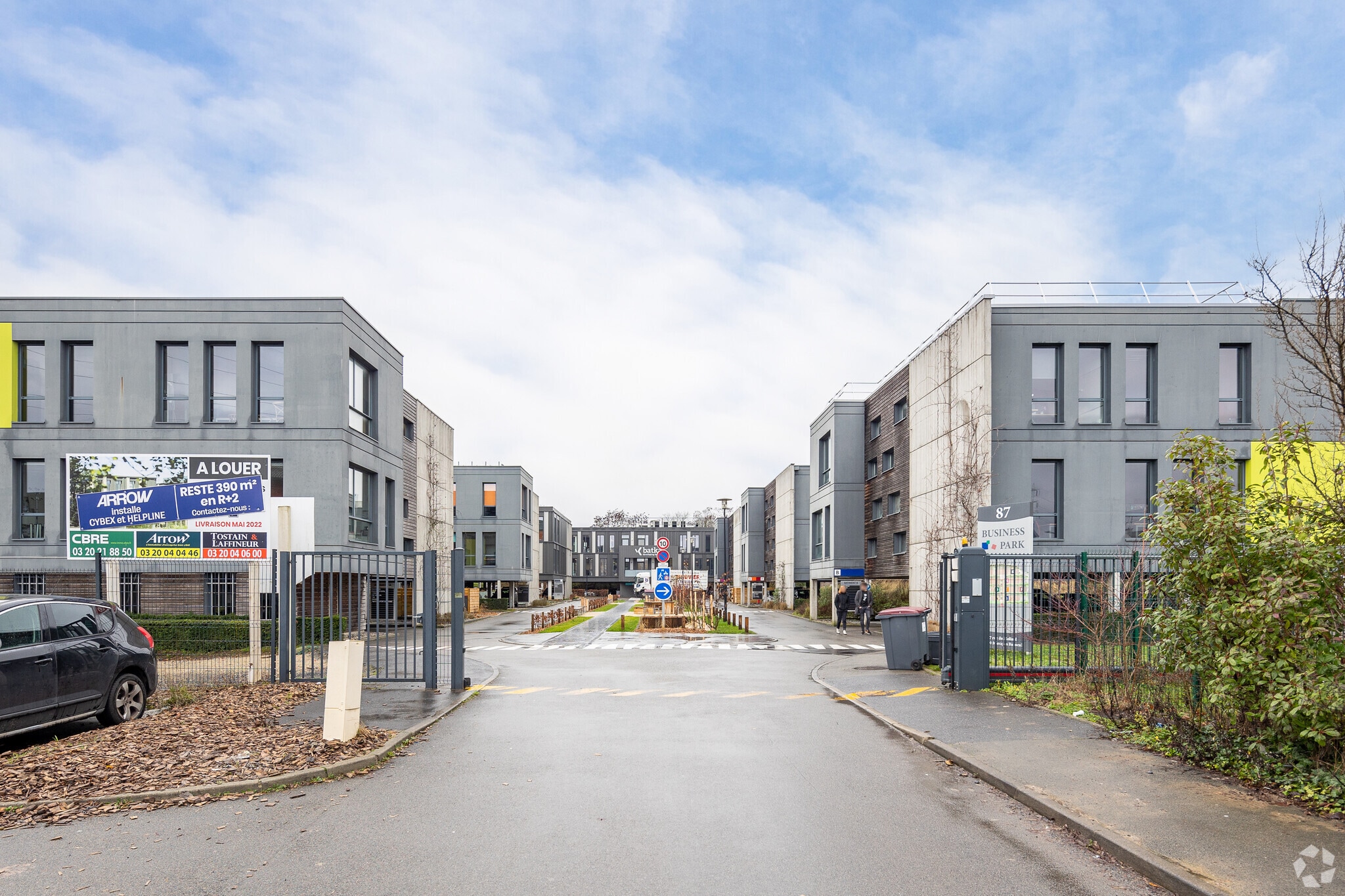 87 Rue Du Molinel, Marcq-en-Baroeul for lease Primary Photo- Image 1 of 23