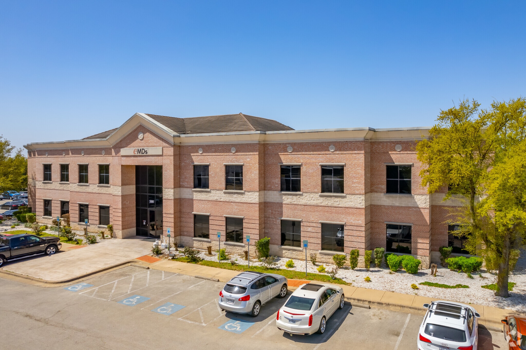 500 W Whitestone Blvd, Cedar Park, TX for lease Primary Photo- Image 1 of 5
