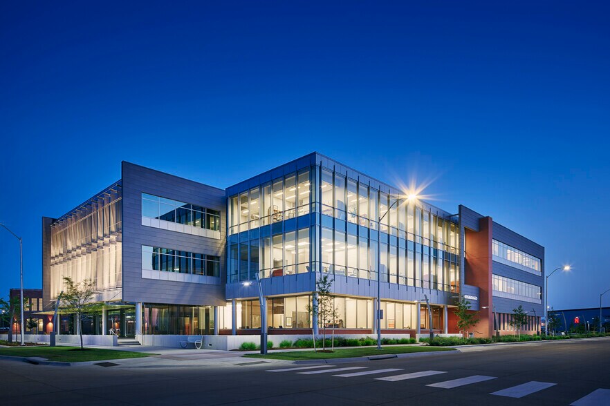 2021 Transformation Dr, Lincoln, NE for lease - Building Photo - Image 2 of 49