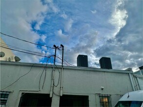 3309 NE 33rd St, Fort Lauderdale, FL for lease Interior Photo- Image 1 of 31