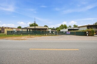 Plus de détails pour 2233 Garden Rd, Pearland, TX - Industriel à louer
