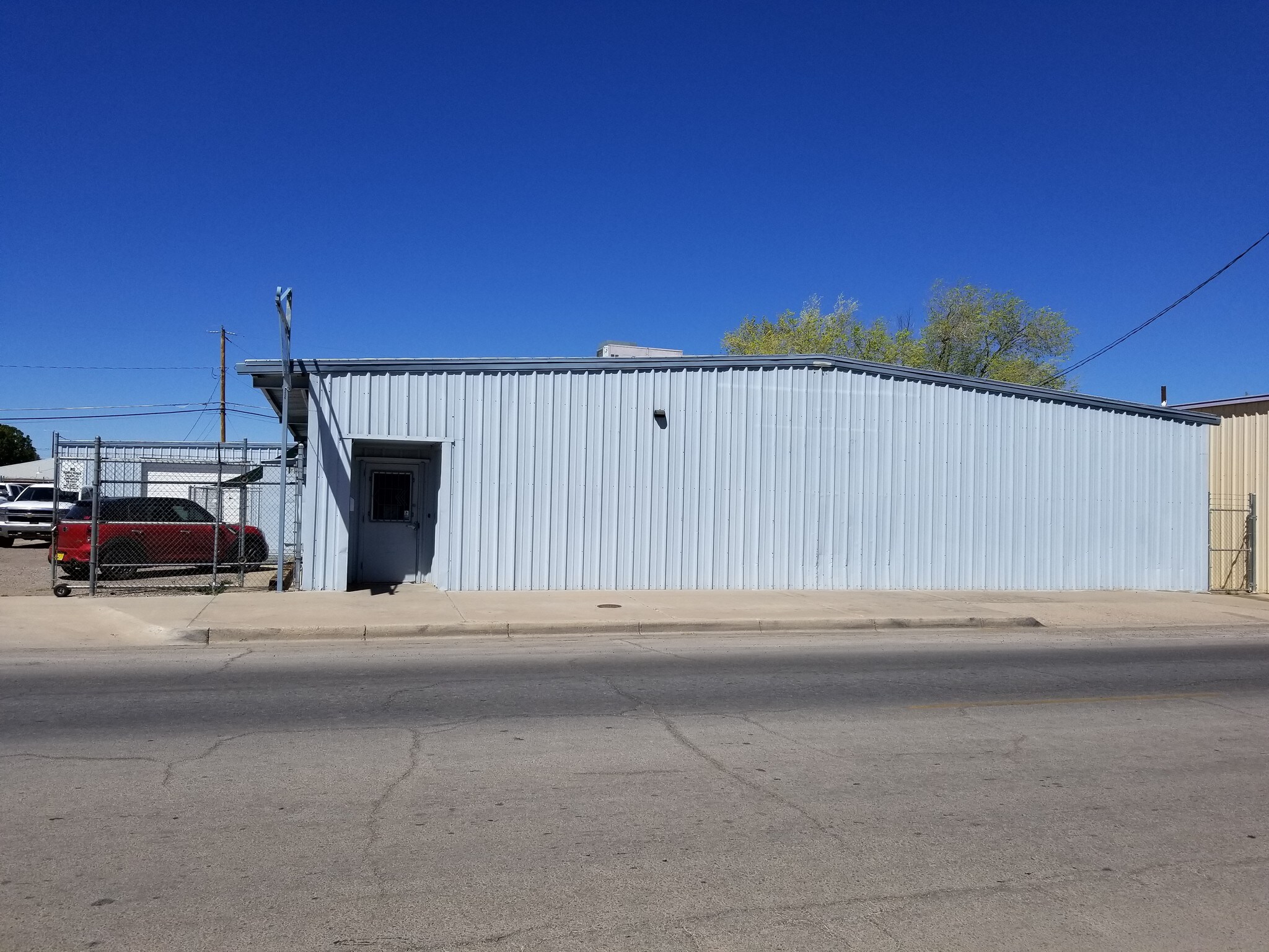 848 W Hadley Ave, Las Cruces, NM for lease Building Photo- Image 1 of 32