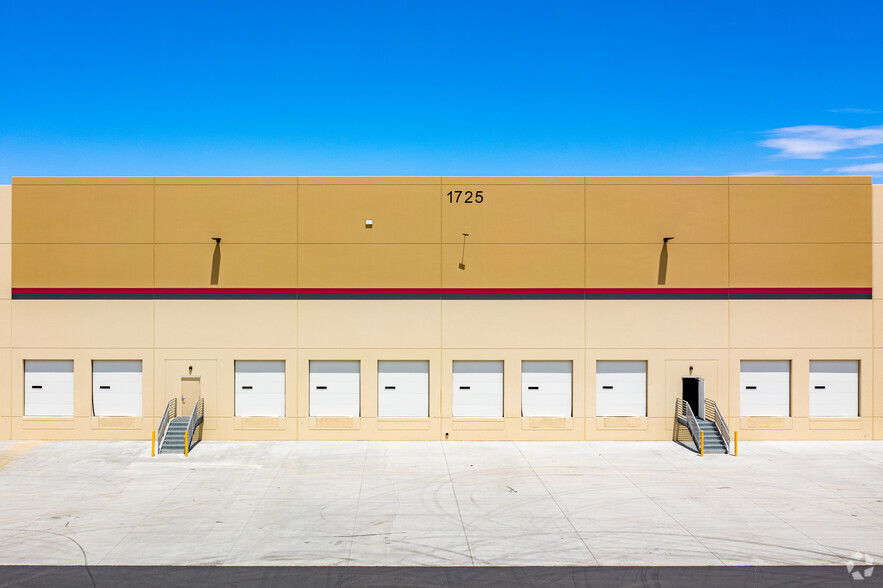 1725 Chaparral Rd, Henderson, NV for lease - Building Photo - Image 3 of 5