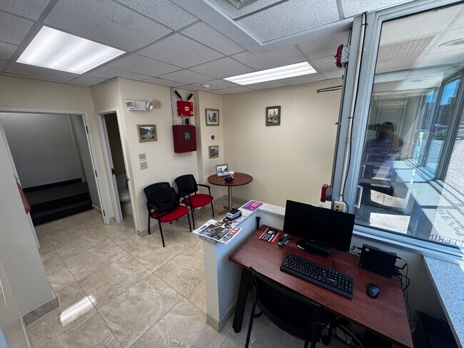 Plus de détails pour 162 Harding St, Worcester, MA - Bureau à louer