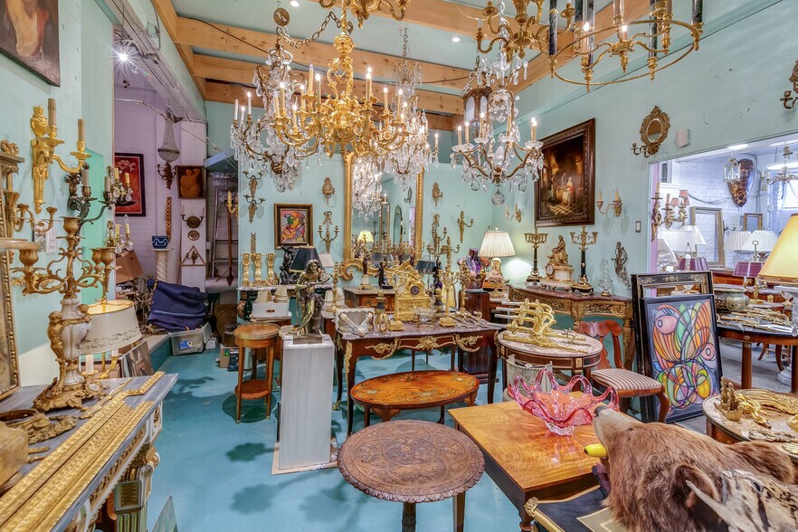 1262 Yonge St, Toronto, ON à louer - Photo intérieure - Image 3 de 6