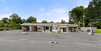 Plus de détails pour 1108 East St, New Britain, CT - Vente au détail à vendre