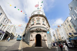 Plus de détails pour 1 Smith Street & 4-6 Le Pollet, Guernsey - Commerce de détail à vendre