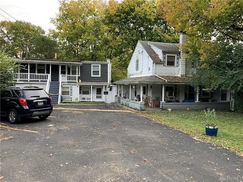 Gem City 17 portefeuille de 3 propriétés à vendre sur LoopNet.ca - Photo du bâtiment - Image 2 de 10