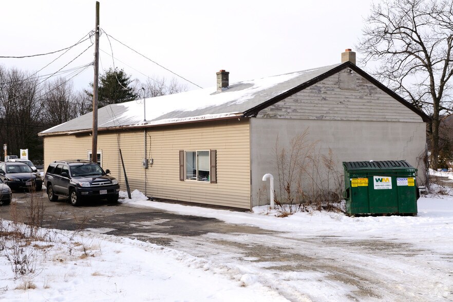 59-61 Shrewsbury St, Boylston, MA à louer - Photo du bâtiment - Image 3 de 5