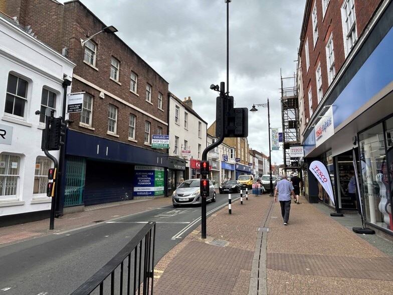 51-53 High St, Newport à vendre - Photo du bâtiment - Image 2 de 2