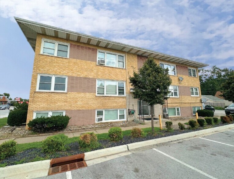 17933 Torrence Ave, Lansing, IL à vendre - Photo du bâtiment - Image 2 de 12