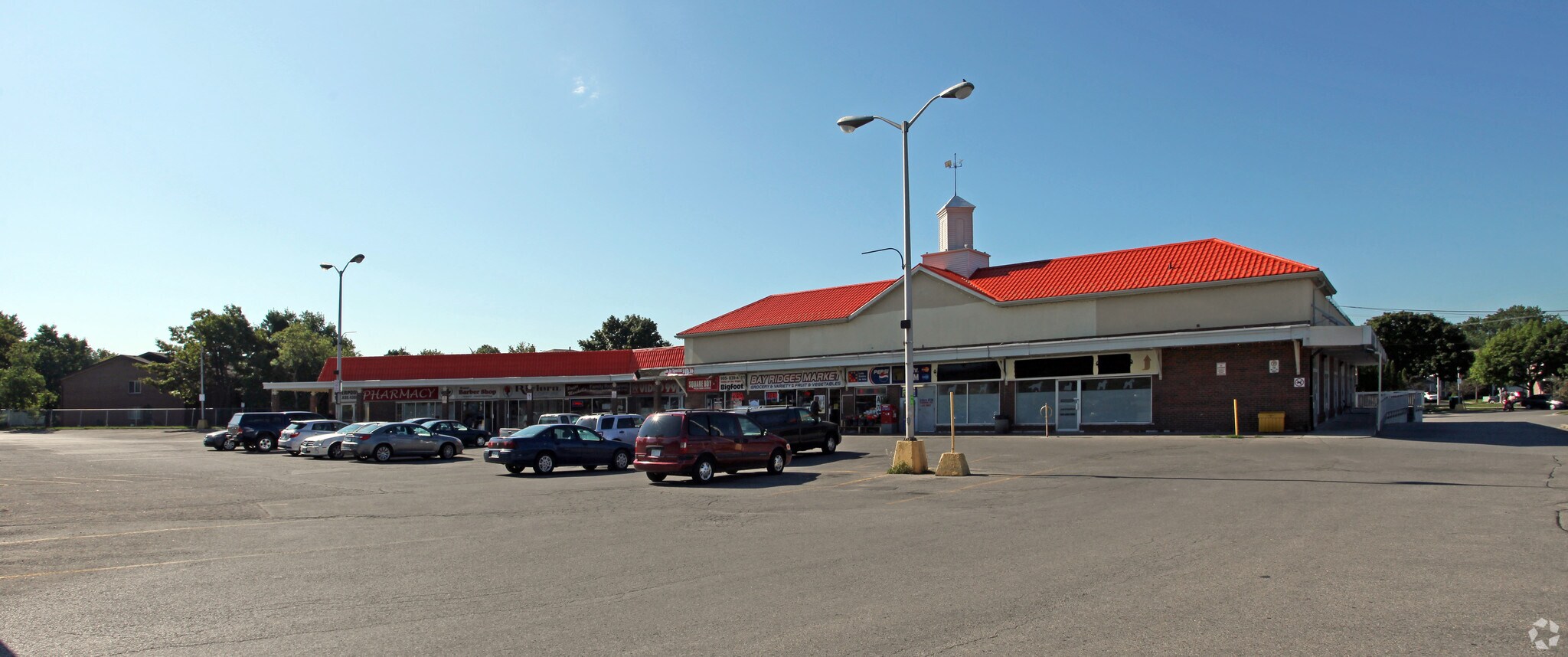 713-723 Krosno Blvd, Pickering, ON à vendre Photo principale- Image 1 de 1