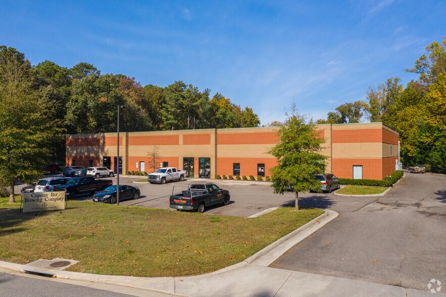 2010-2048 Exploration Way, Hampton, VA à louer - Photo principale - Image 1 de 16