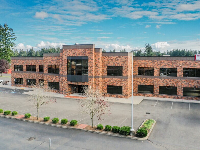 701 NE 136th Ave, Vancouver, WA à louer - Photo du bâtiment - Image 3 de 17