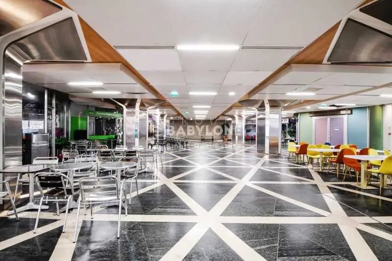 1 Rue Royale, Saint-Cloud for lease Building Photo- Image 1 of 17