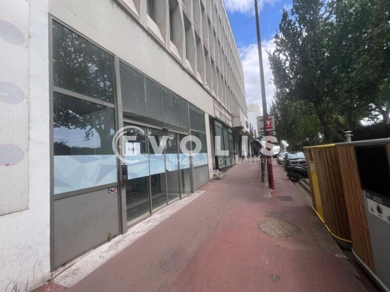 Office in Charenton-le-Pont for lease - Building Photo - Image 1 of 7