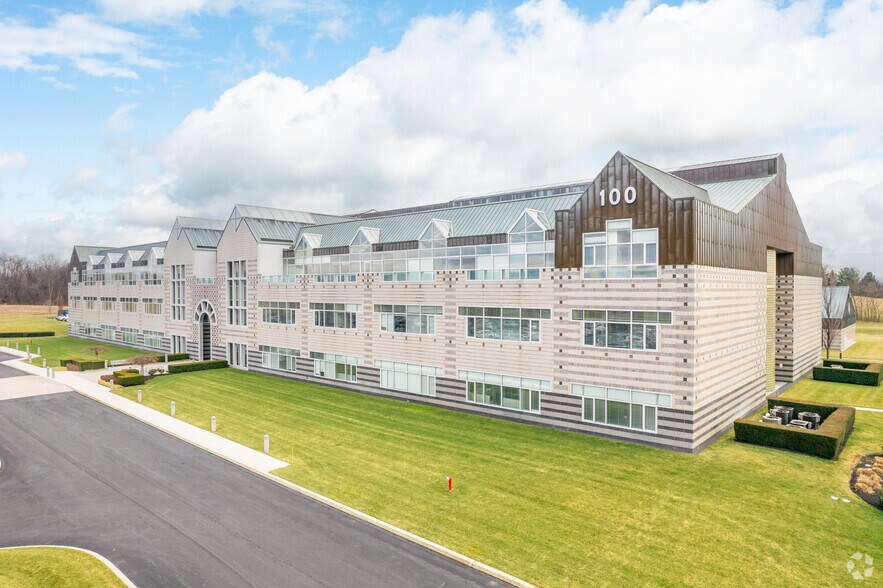 100 Sterling Pky, Mechanicsburg, PA à louer - Photo du bâtiment - Image 1 de 20