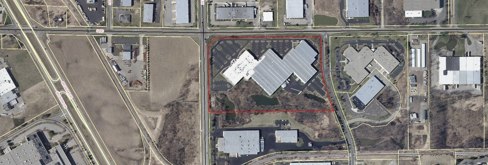 5300 Patterson Ave SE, Grand Rapids, MI à louer - Aérien - Image 3 de 5
