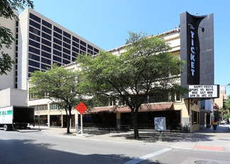 More details for 420 E Houston St, San Antonio, TX - Retail for Lease