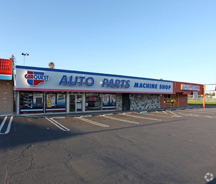 10525-10535 Folsom Blvd, Rancho Cordova, CA for sale - Building Photo - Image 2 of 23