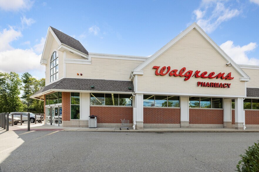 158 Main St, North Reading, MA à vendre - Photo du bâtiment - Image 3 de 7