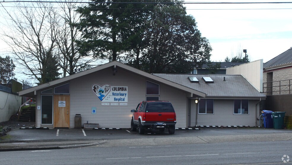 5916 6th Ave, Tacoma, WA à vendre - Photo du bâtiment - Image 2 de 13