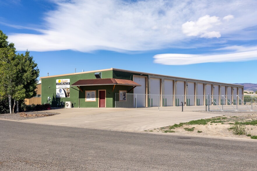 320 Denny Ct, Montrose, CO for sale - Building Photo - Image 3 of 15