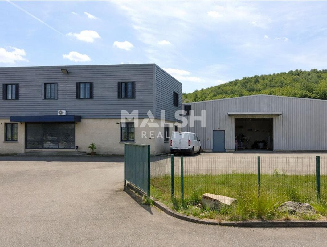 Flex in Saint-Quentin-Fallavier for lease Building Photo- Image 1 of 9