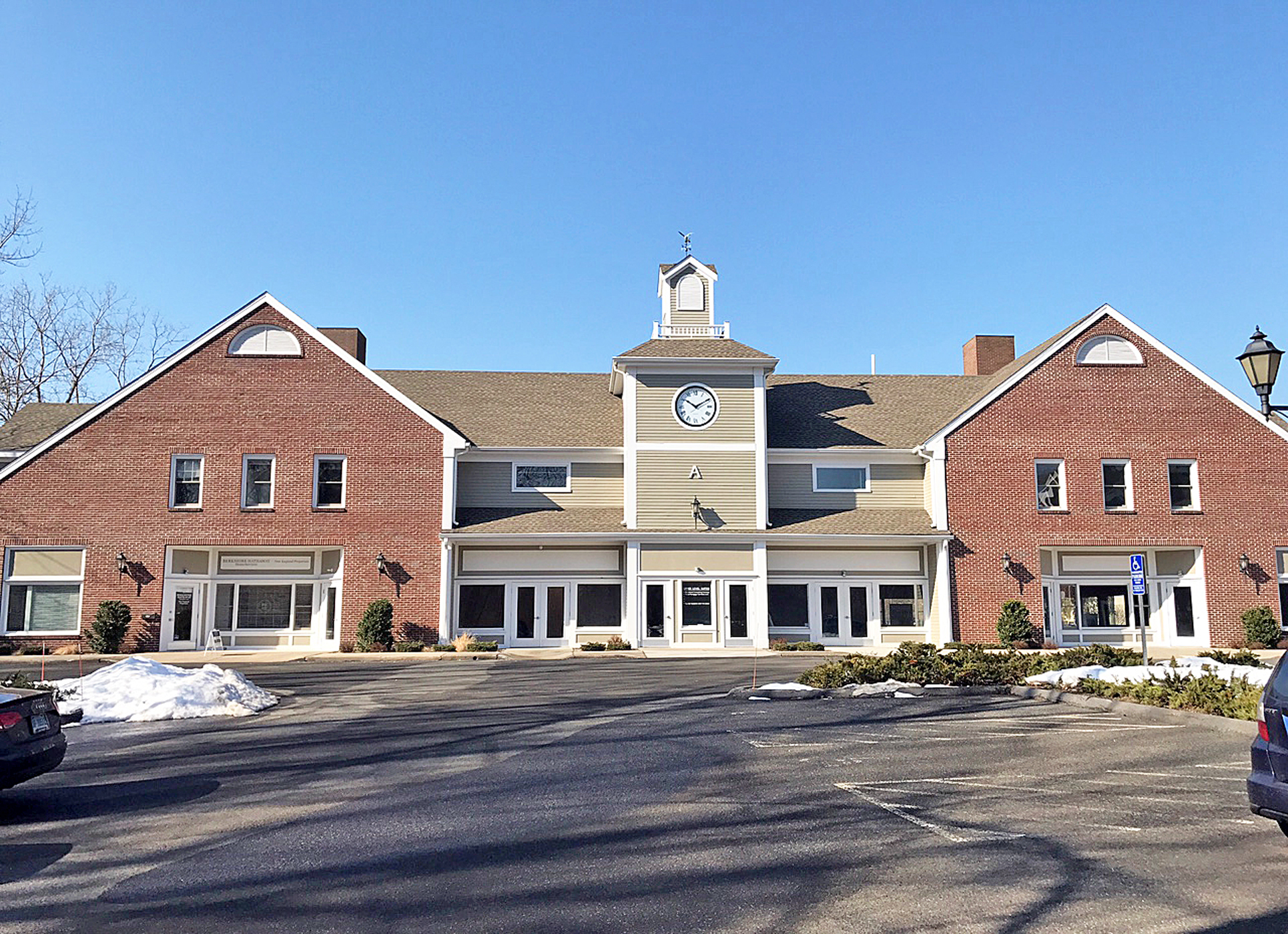 67 Federal Rd, Brookfield, CT for lease Building Photo- Image 1 of 1