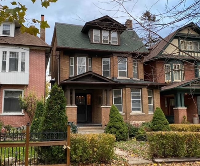 More details for 31 Tyndall Ave, Toronto, ON - Multifamily for Sale
