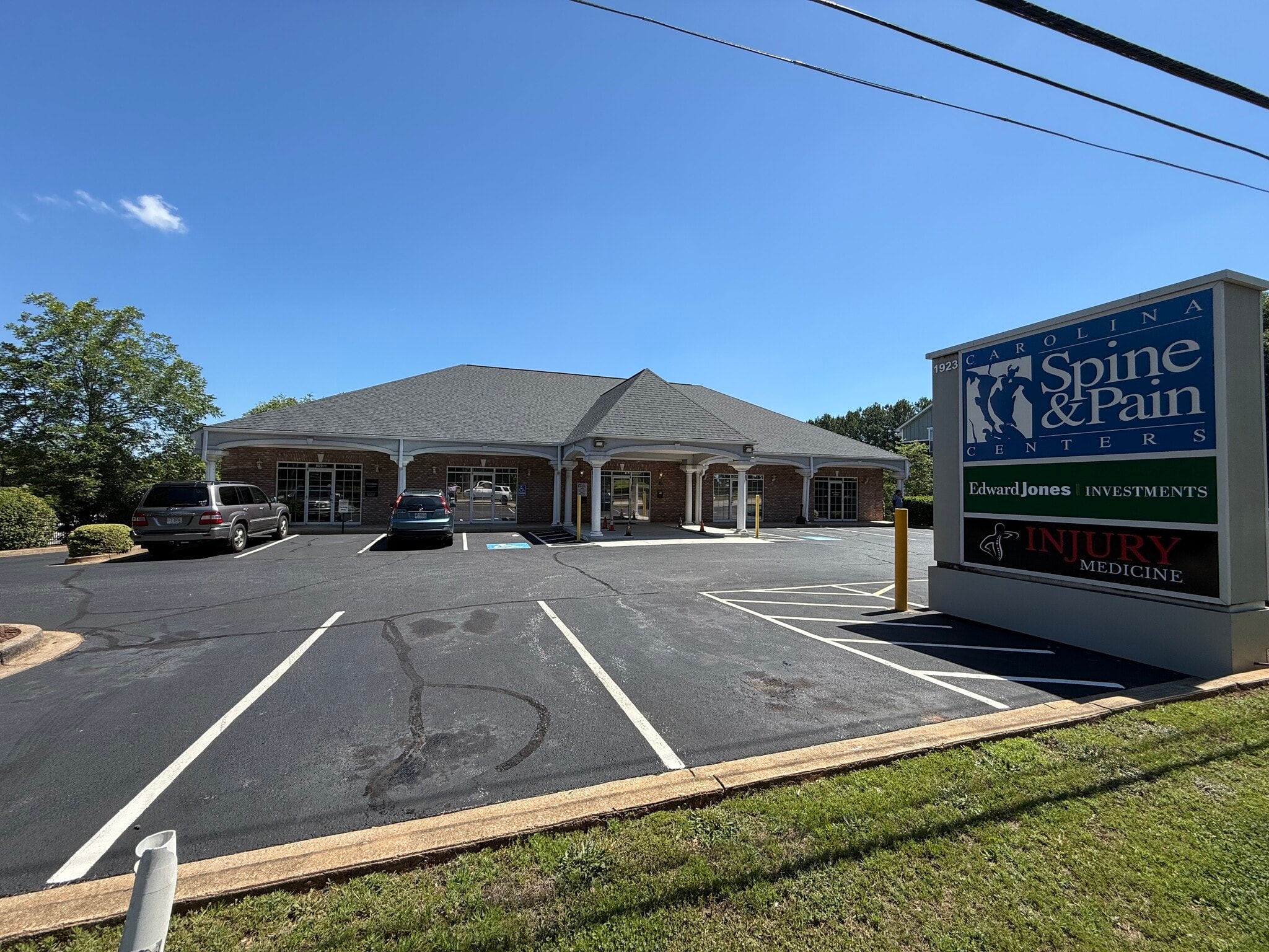 1923 E Main St, Duncan, SC for lease Building Photo- Image 1 of 3