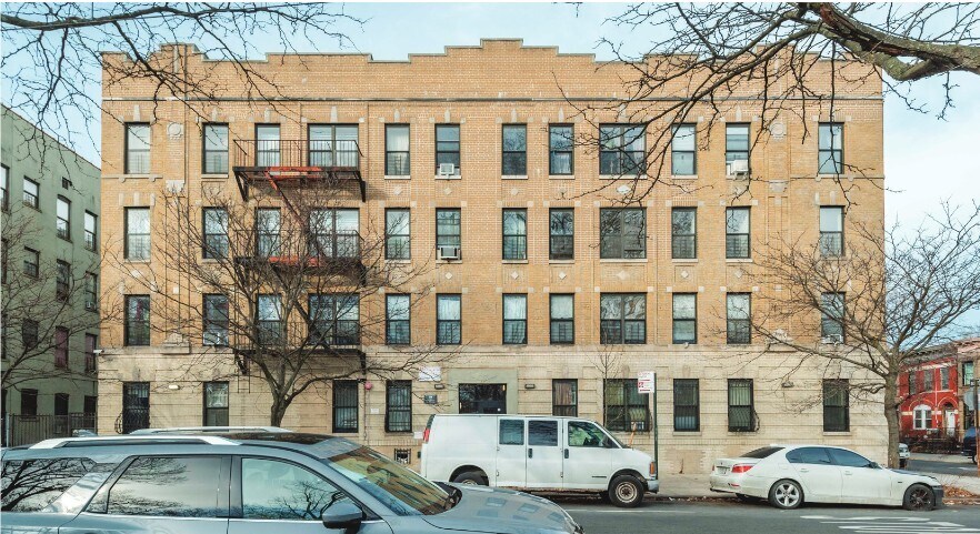 767 Blake Ave, Brooklyn, NY à vendre - Photo du bâtiment - Image 3 de 3