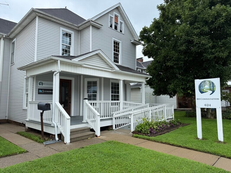 624 E Main St, Lancaster, OH à louer - Photo du bâtiment - Image 2 de 29